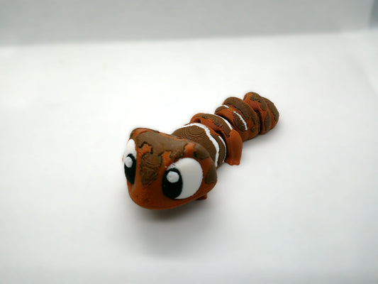 brown big eyed gecko